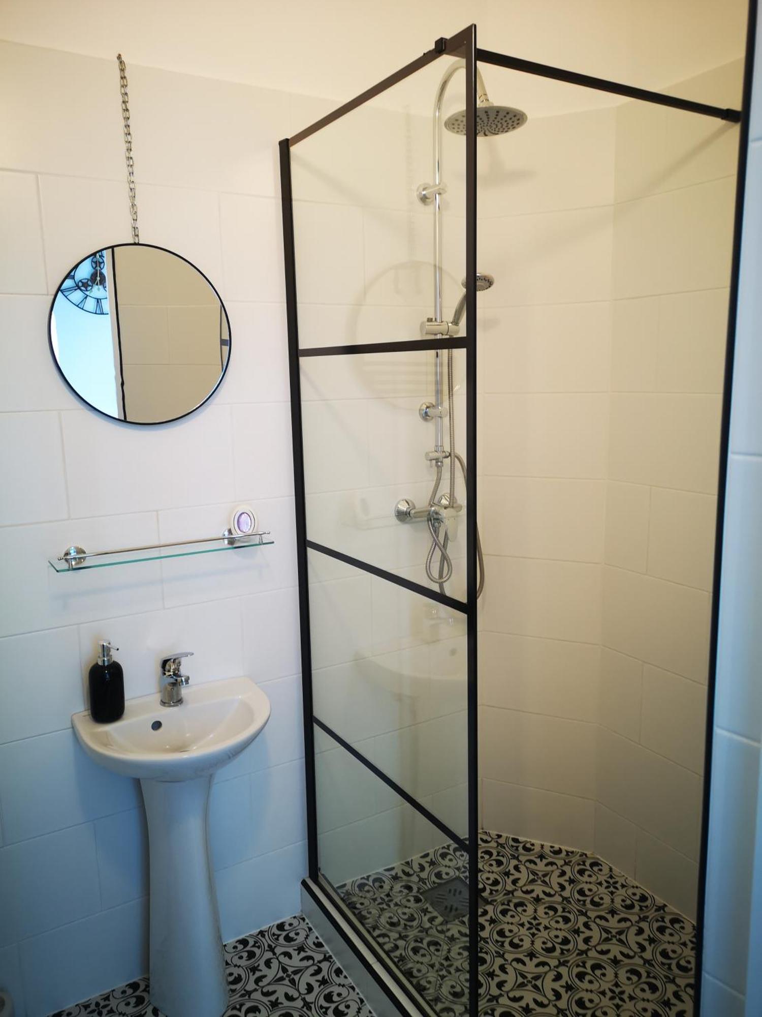 Weisz Apartment-City Center-Free Private Parking,Wifi,Ac Nagykároly Kültér fotó